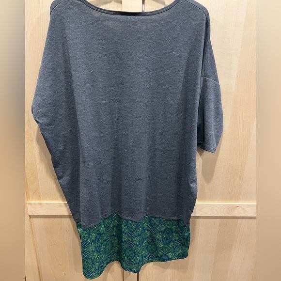 Two tiered Tunic Top - Picture 2 of 6